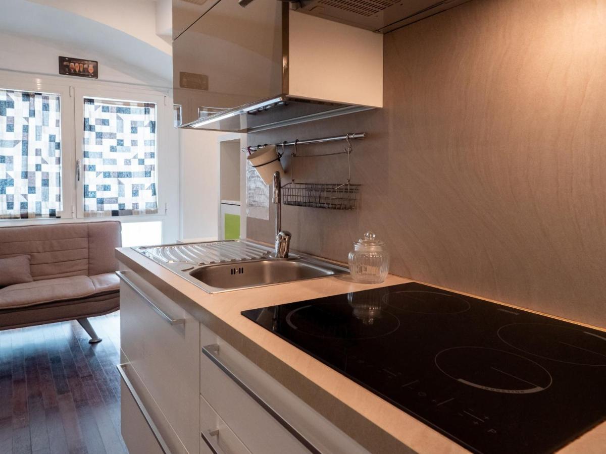 The Best Rent - Modern Duomo Apartment มิลาน ภายนอก รูปภาพ