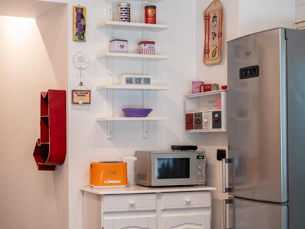 The Best Rent - Modern Duomo Apartment มิลาน ภายนอก รูปภาพ